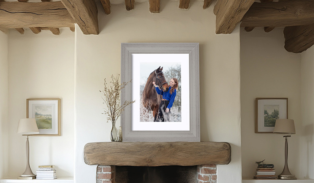 Essentials-Frame-MOCKUP
